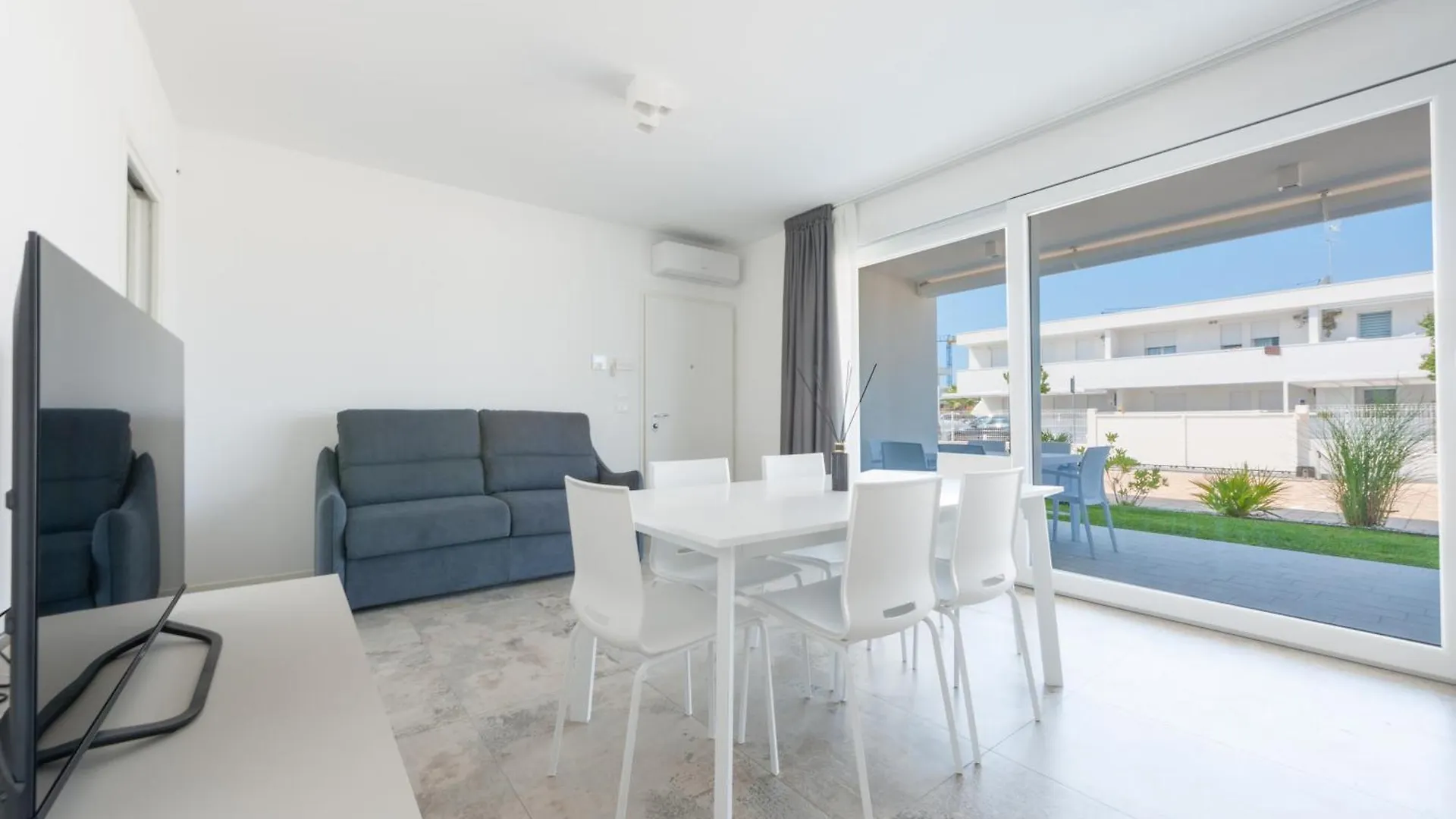 Kauai Apartments Τζεσόλο Λίντο