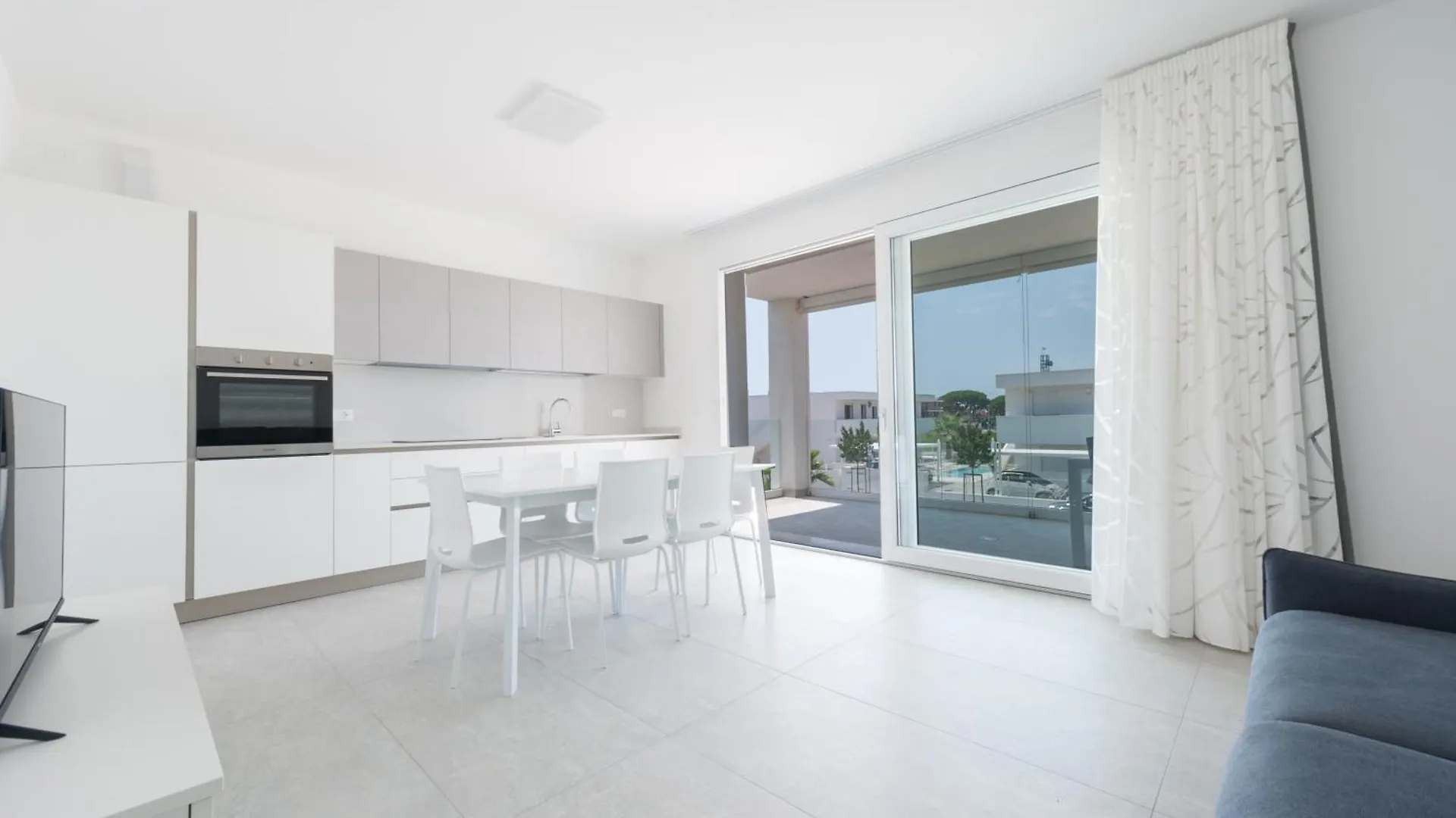 Kauai Apartments Lido di Jesolo 0*,  İtalya